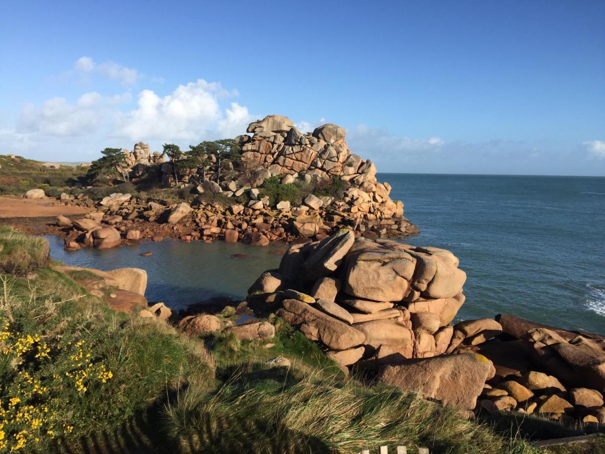 Studio Les Pieds Dans L'Eau Au Port De Ploumanac'H Perros-Guirec Exterior foto